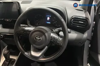 Toyota Yaris Icon Automatic Petrol-Electric Hybrid Hatchback - Stock Number (1694591) - 2nd supplementary image