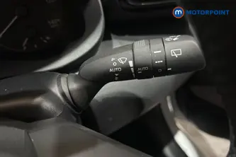 Toyota Yaris Icon Automatic Petrol-Electric Hybrid Hatchback - Stock Number (1694591) - 6th supplementary image