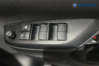 Toyota Yaris Icon Automatic Petrol-Electric Hybrid Hatchback - Stock Number (1694591) - 19th supplementary image