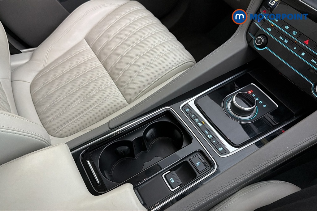 Jaguar F-Pace Portfolio Automatic Diesel SUV - Stock Number (1668262) - 15th supplementary image