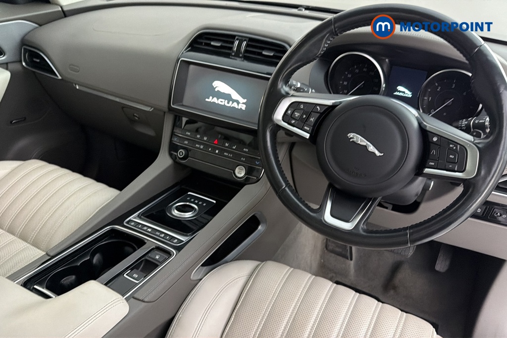 Jaguar F-Pace Portfolio Automatic Diesel SUV - Stock Number (1668262) - 1st supplementary image