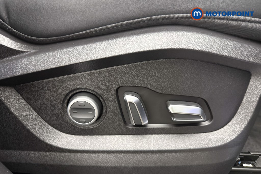Chery Tiggo 8 Summit Automatic Petrol Plug-In Hybrid SUV - Stock Number (1682739) - 19th supplementary image