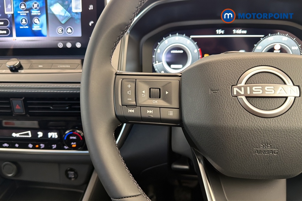 Nissan Qashqai Acenta Premium Manual Petrol SUV - Stock Number (1683489) - 4th supplementary image