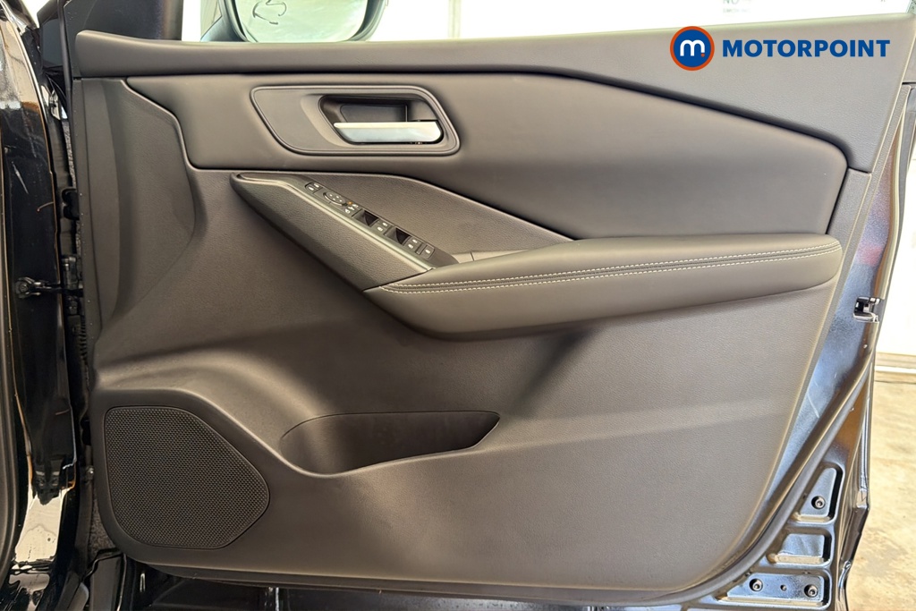 Nissan Qashqai Acenta Premium Manual Petrol SUV - Stock Number (1683489) - 18th supplementary image