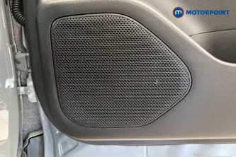 Nissan Qashqai N-Connecta Manual Petrol SUV - Stock Number (1683554) - 21st supplementary image