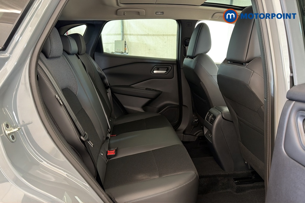 Nissan Qashqai N-Connecta Manual Petrol SUV - Stock Number (1683554) - 25th supplementary image