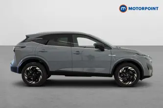 Nissan Qashqai N-Connecta Manual Petrol SUV - Stock Number (1683554) - Passenger side