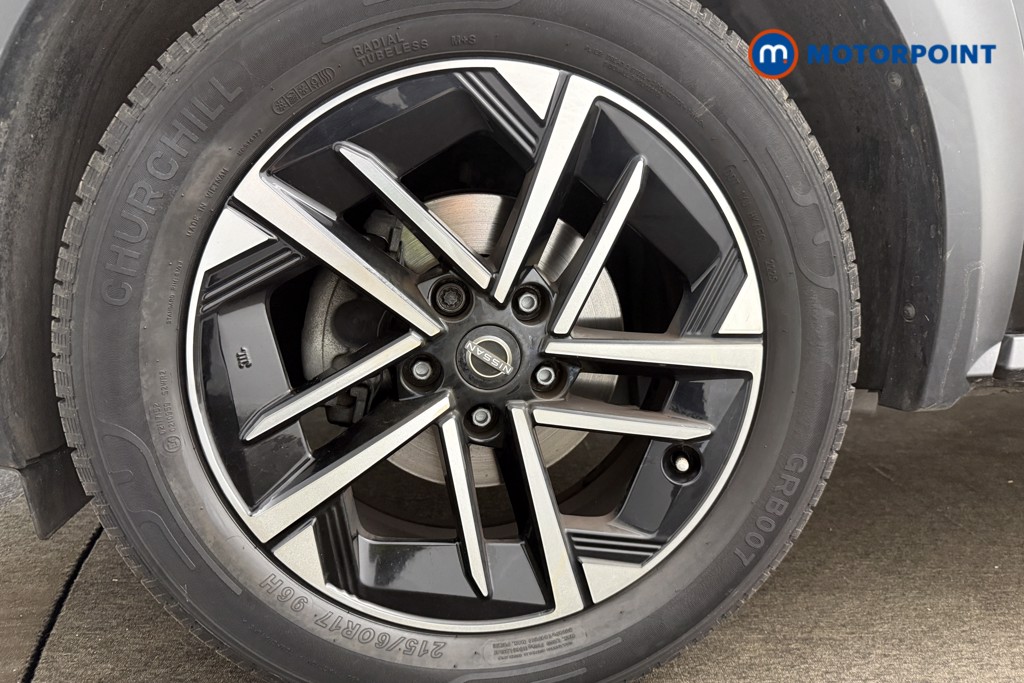 Nissan Juke N-Connecta Manual Petrol SUV - Stock Number (1686592) - 12th supplementary image