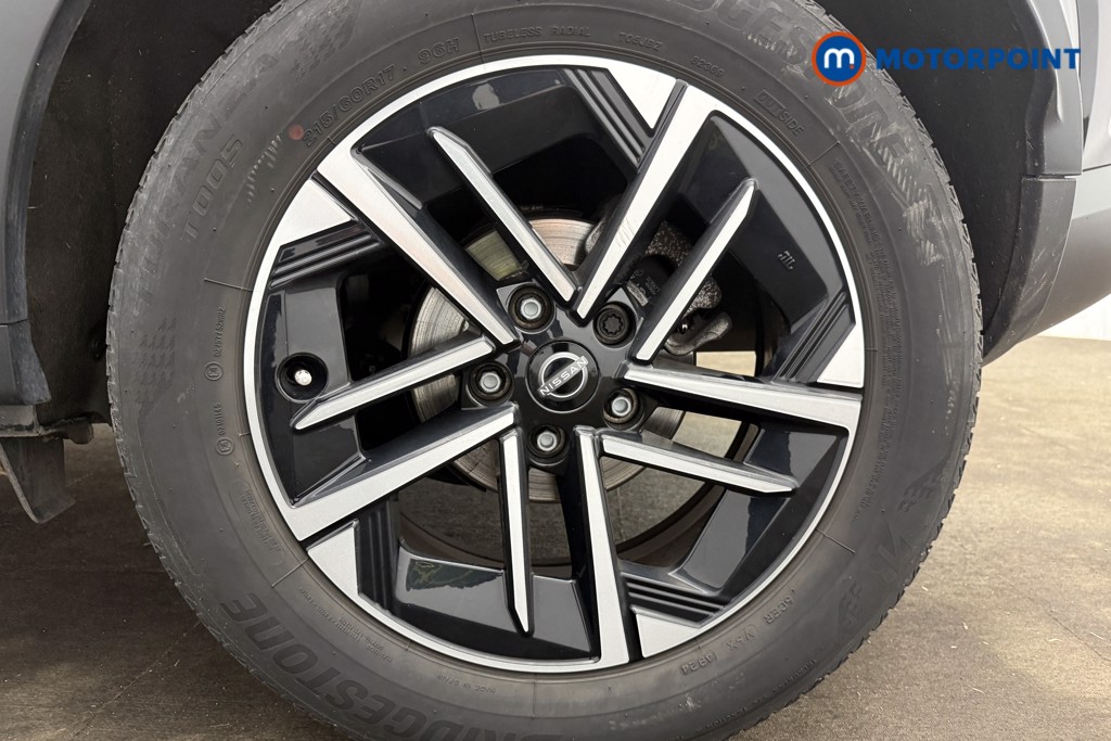 Nissan Juke N-Connecta Manual Petrol SUV - Stock Number (1686592) - 13th supplementary image