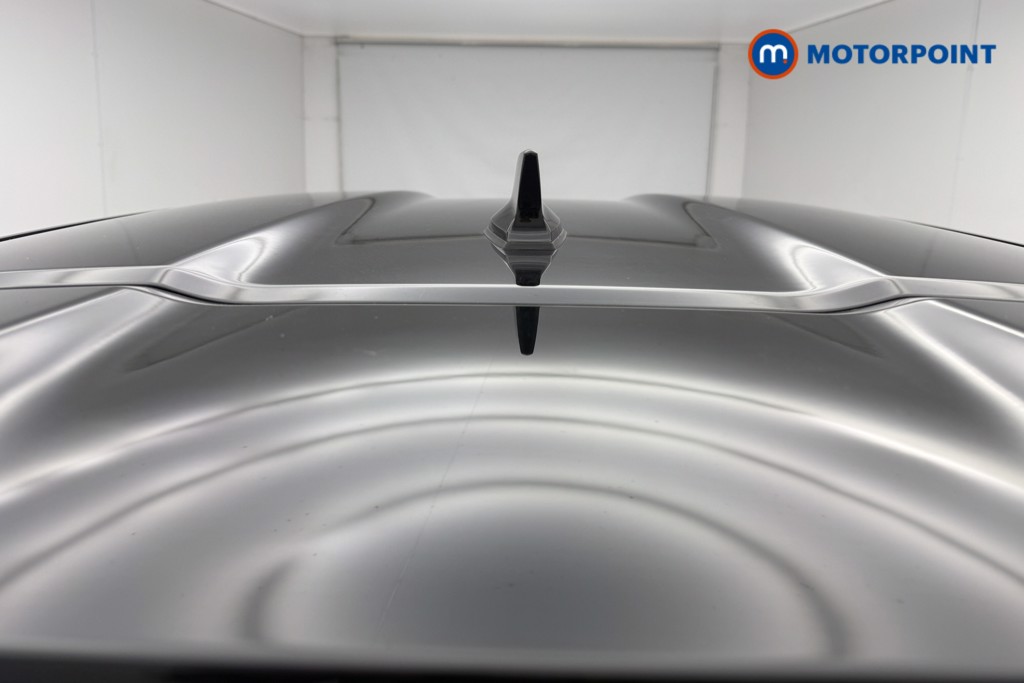 Nissan Juke N-Connecta Manual Petrol SUV - Stock Number (1686592) - 29th supplementary image