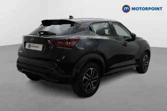 Nissan Juke N-Connecta Manual Petrol SUV - Stock Number (1686592) - Drivers side rear corner