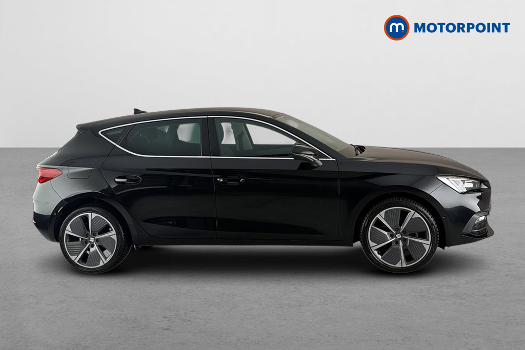 Seat Leon Xcellence Lux Automatic Petrol Hatchback - Stock Number (1686672) - Passenger side