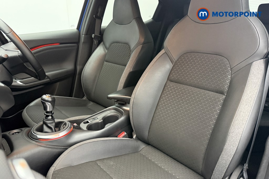 Nissan Juke N-Connecta Manual Petrol SUV - Stock Number (1687223) - 3rd supplementary image