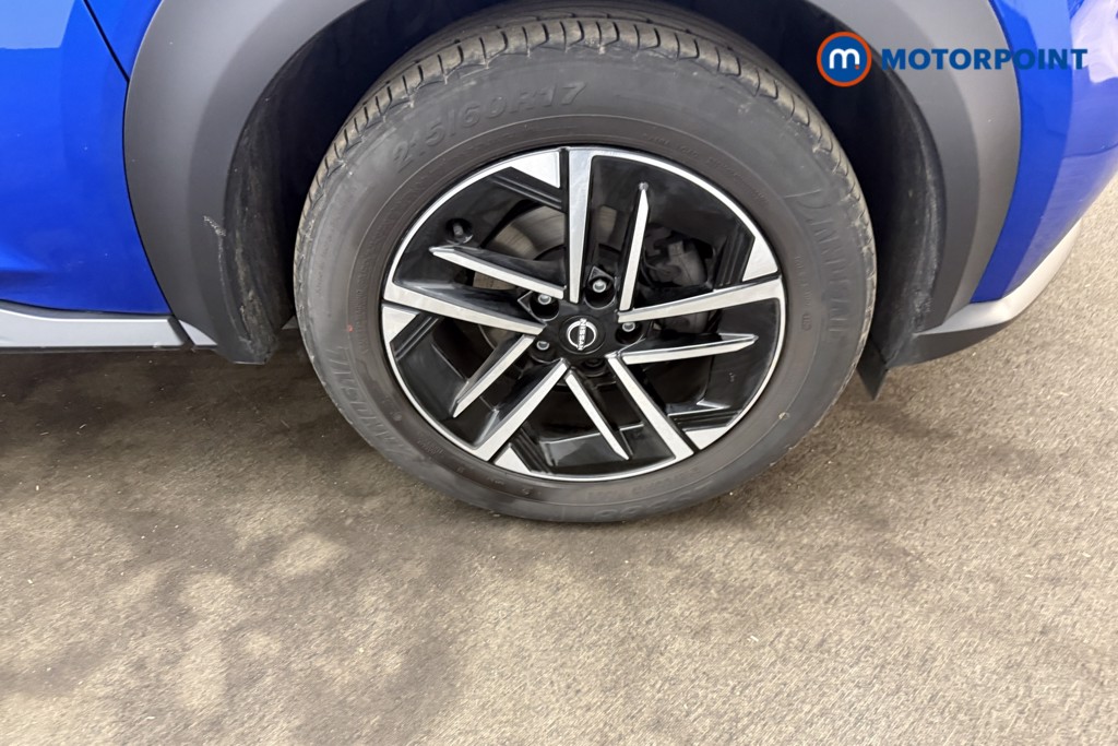 Nissan Juke N-Connecta Manual Petrol SUV - Stock Number (1687223) - 23rd supplementary image