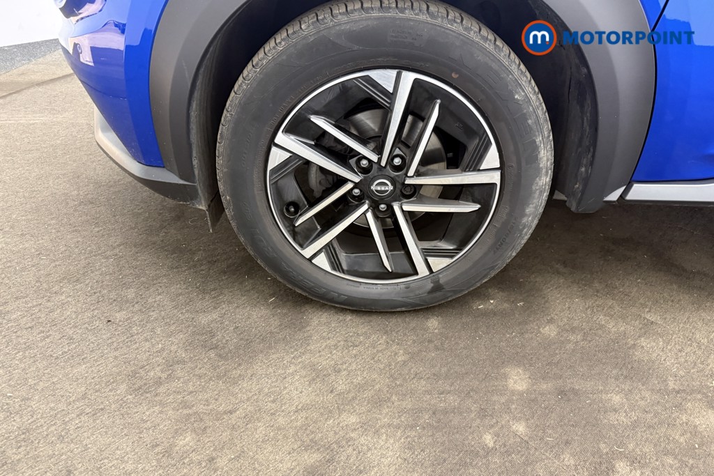 Nissan Juke N-Connecta Manual Petrol SUV - Stock Number (1687223) - 26th supplementary image