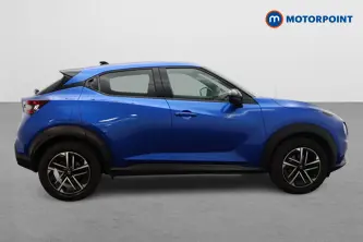 Nissan Juke N-Connecta Manual Petrol SUV - Stock Number (1687223) - Drivers side