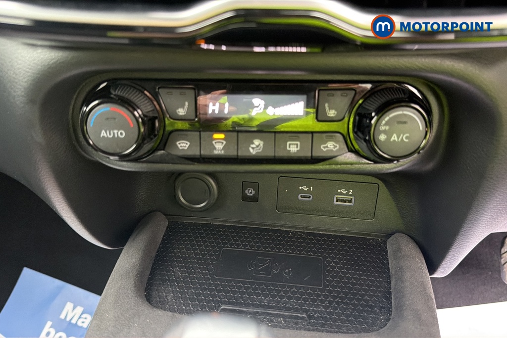 Nissan Juke Tekna-Plus Automatic Petrol-Electric Hybrid SUV - Stock Number (1687440) - 12th supplementary image