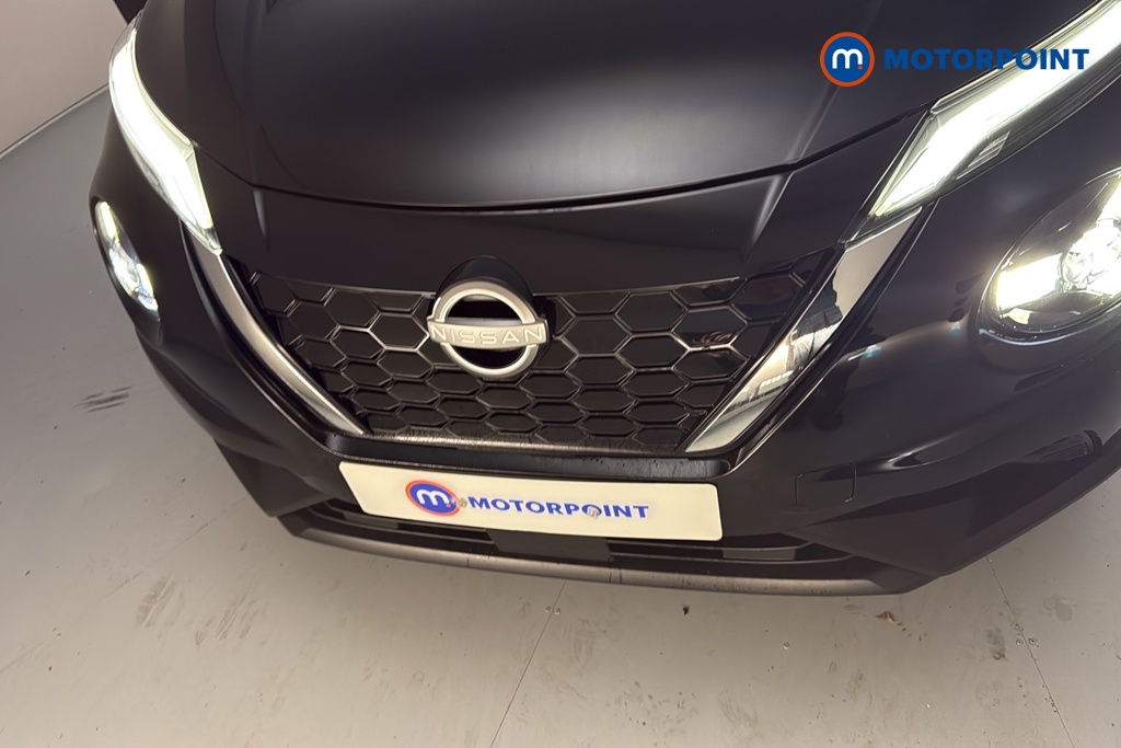 Nissan Juke Acenta Premium Automatic Petrol-Electric Hybrid SUV - Stock Number (1687621) - 43rd supplementary image
