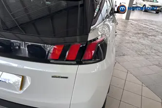 Peugeot 3008 Gt Line Automatic Diesel SUV - Stock Number (1687924) - 36th supplementary image