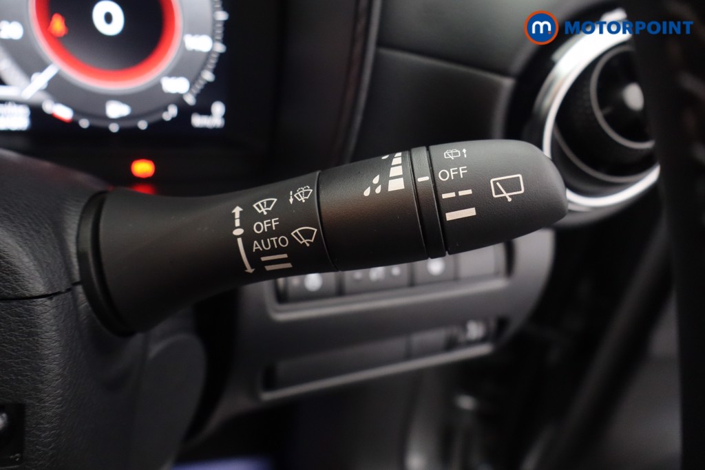 Nissan Juke Tekna Automatic Petrol-Electric Hybrid SUV - Stock Number (1687978) - 6th supplementary image