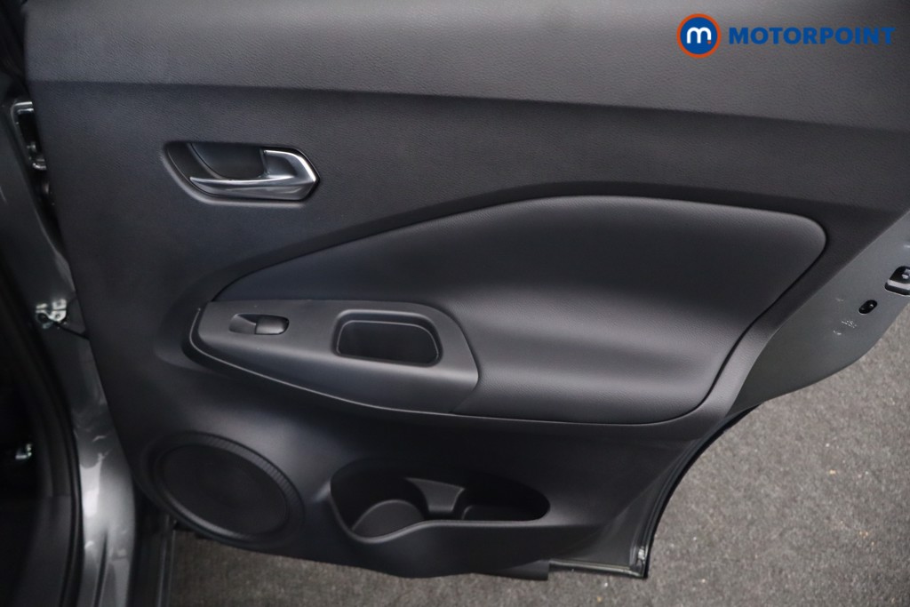 Nissan Juke Tekna Automatic Petrol-Electric Hybrid SUV - Stock Number (1687978) - 27th supplementary image