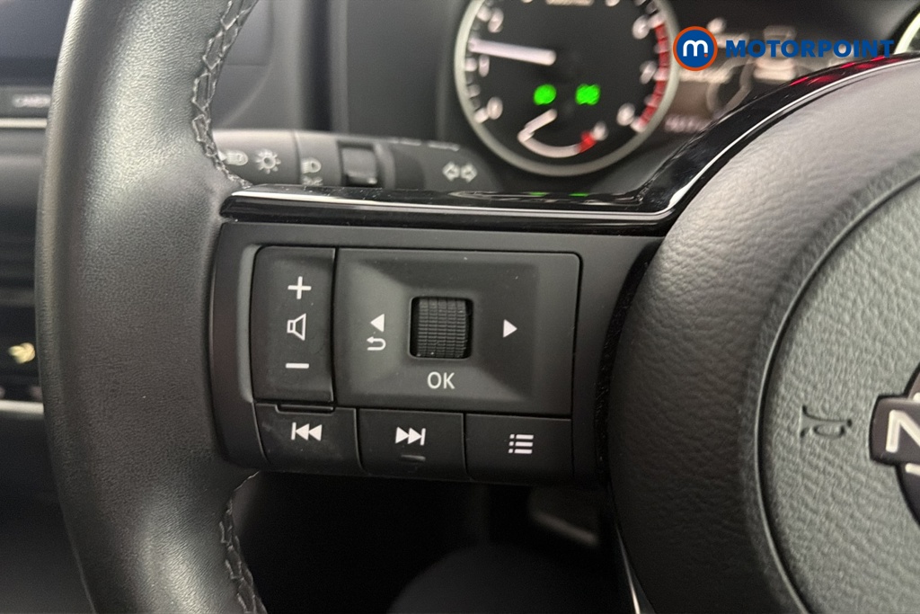 Nissan Qashqai Acenta Premium Manual Petrol SUV - Stock Number (1687995) - 4th supplementary image
