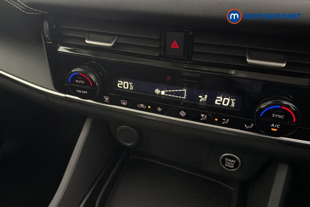 Nissan Qashqai Acenta Premium Manual Petrol SUV - Stock Number (1687995) - 12th supplementary image