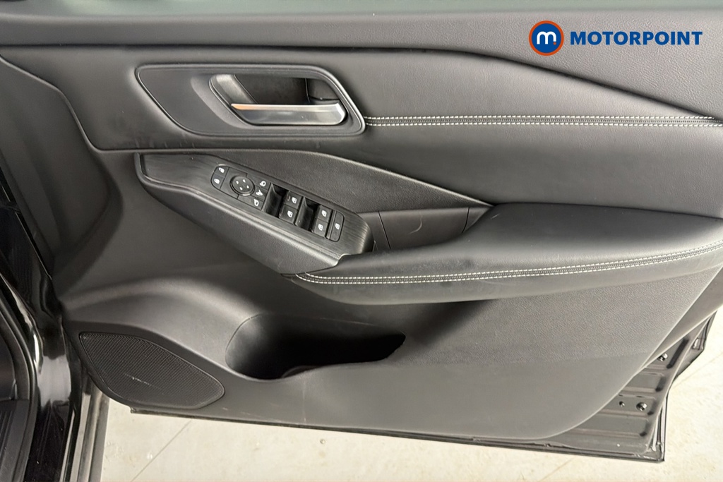 Nissan Qashqai Acenta Premium Manual Petrol SUV - Stock Number (1687995) - 18th supplementary image