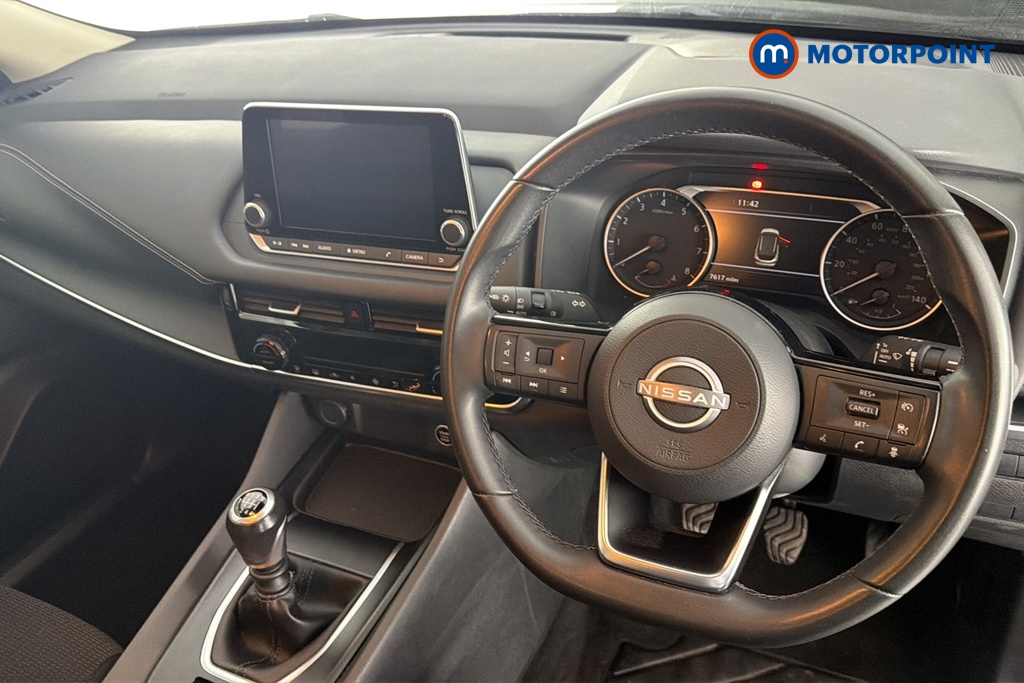 Nissan Qashqai Acenta Premium Manual Petrol SUV - Stock Number (1687995) - 1st supplementary image