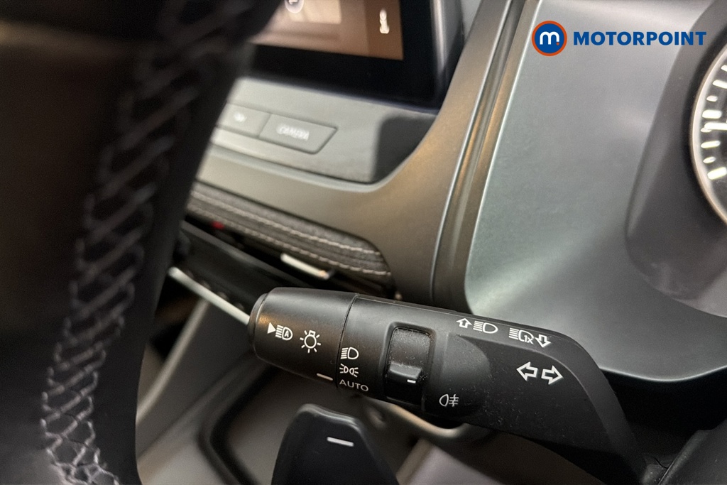 Nissan Qashqai Acenta Premium Automatic Petrol SUV - Stock Number (1688173) - 5th supplementary image