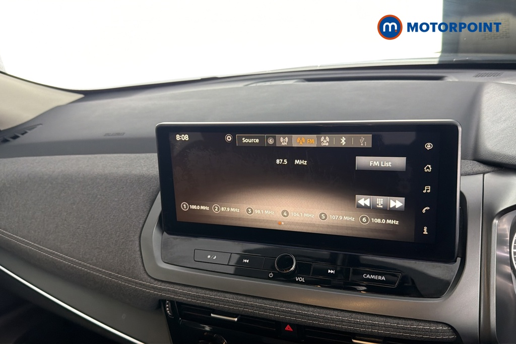 Nissan Qashqai Acenta Premium Automatic Petrol SUV - Stock Number (1688173) - 8th supplementary image