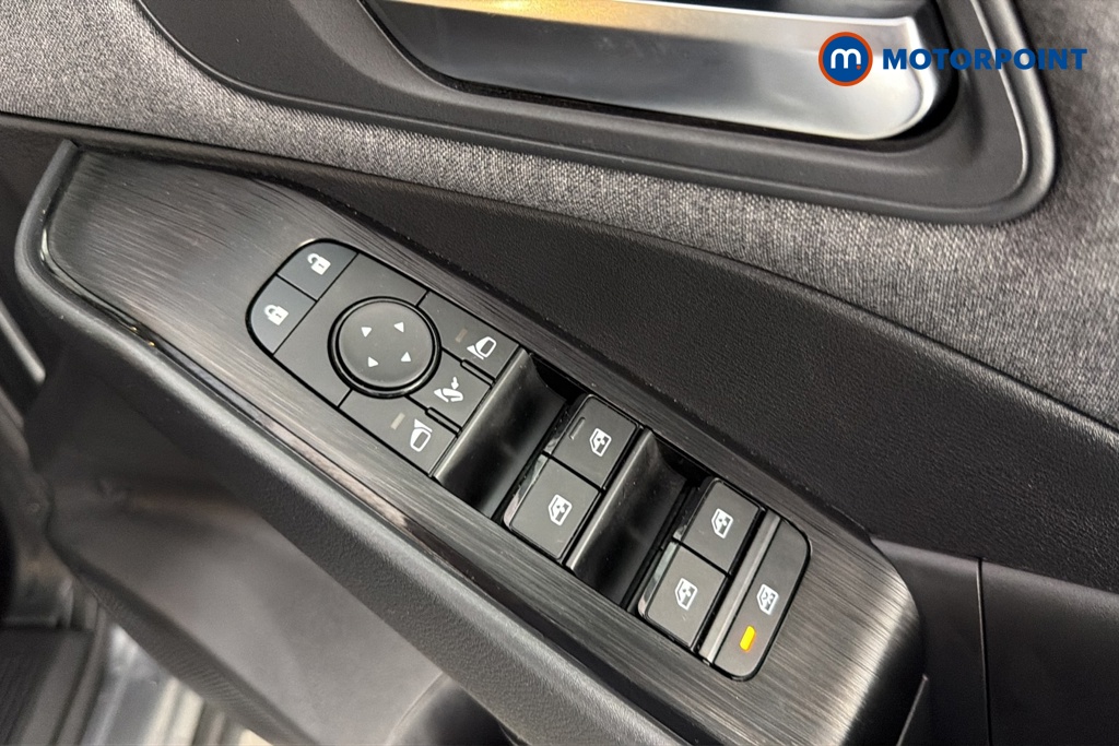 Nissan Qashqai Acenta Premium Automatic Petrol SUV - Stock Number (1688173) - 19th supplementary image