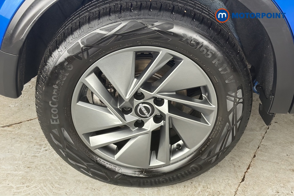 Nissan Qashqai Acenta Premium Automatic Petrol SUV - Stock Number (1688177) - 46th supplementary image