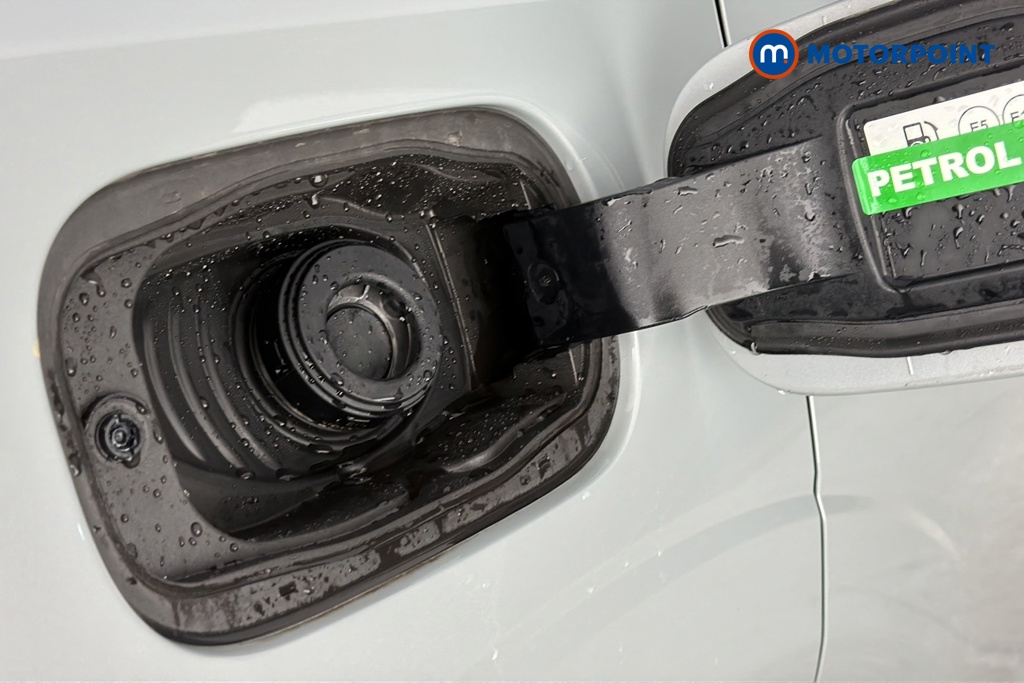 Volvo Xc60 Plus Automatic Petrol SUV - Stock Number (1688304) - 41st supplementary image