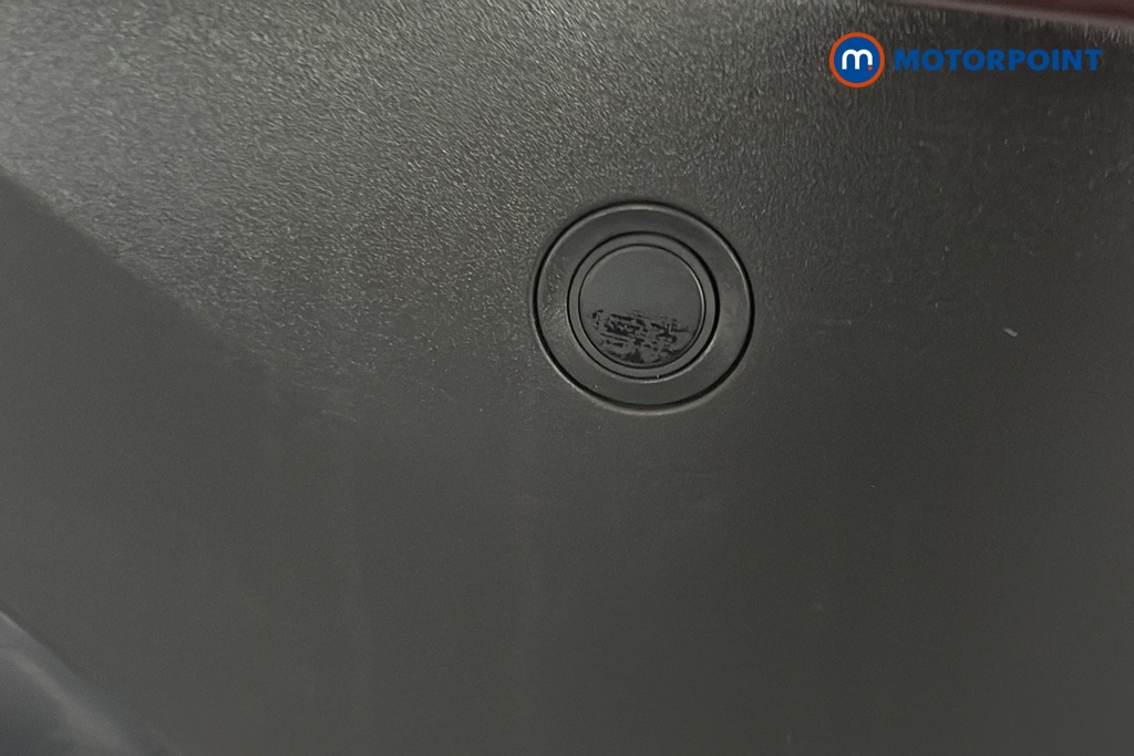 BMW X1 Xline Automatic Petrol SUV - Stock Number (1689005) - 39th supplementary image