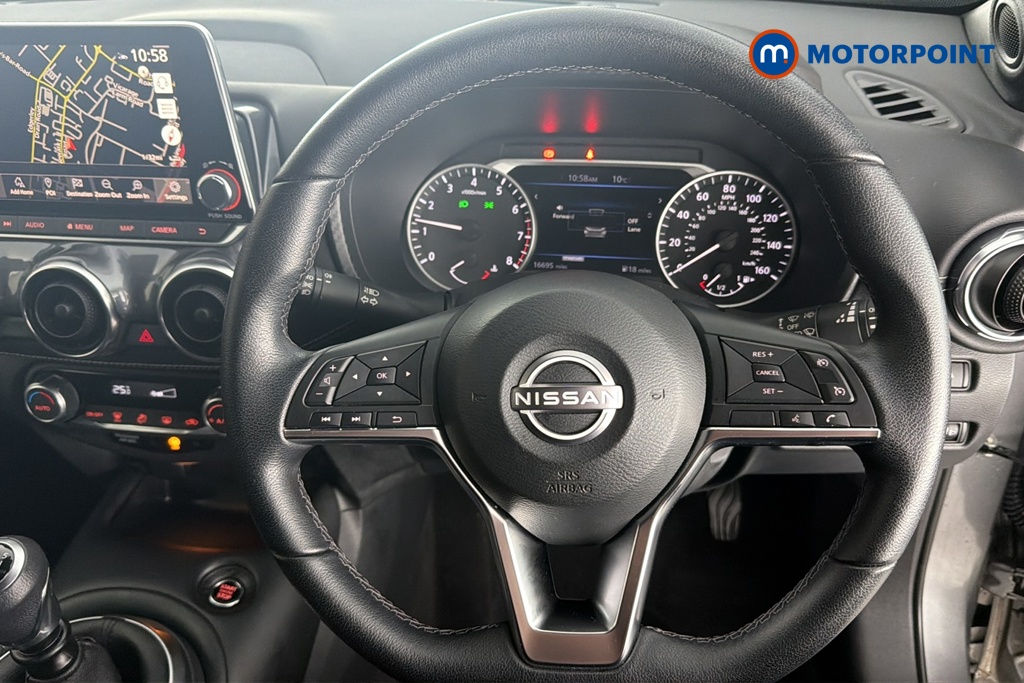 Nissan Juke N-Connecta Manual Petrol SUV - Stock Number (1689112) - 2nd supplementary image