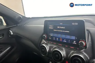 Nissan Juke N-Connecta Manual Petrol SUV - Stock Number (1689112) - 8th supplementary image