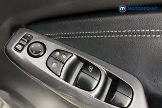 Nissan Juke N-Connecta Manual Petrol SUV - Stock Number (1689112) - 19th supplementary image
