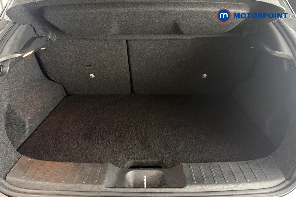 Nissan Juke N-Connecta Manual Petrol SUV - Stock Number (1689112) - 30th supplementary image
