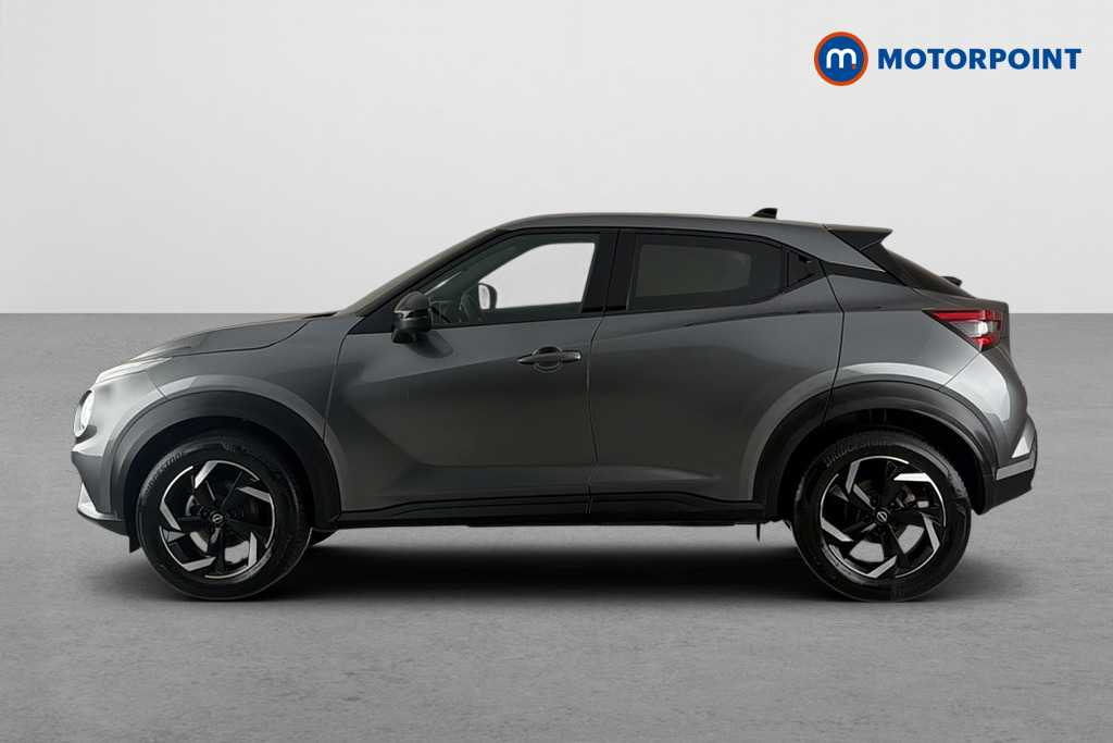Nissan Juke N-Connecta Manual Petrol SUV - Stock Number (1689112) - Drivers side