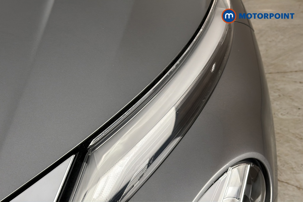Nissan Juke N-Connecta Manual Petrol SUV - Stock Number (1689112) - 42nd supplementary image