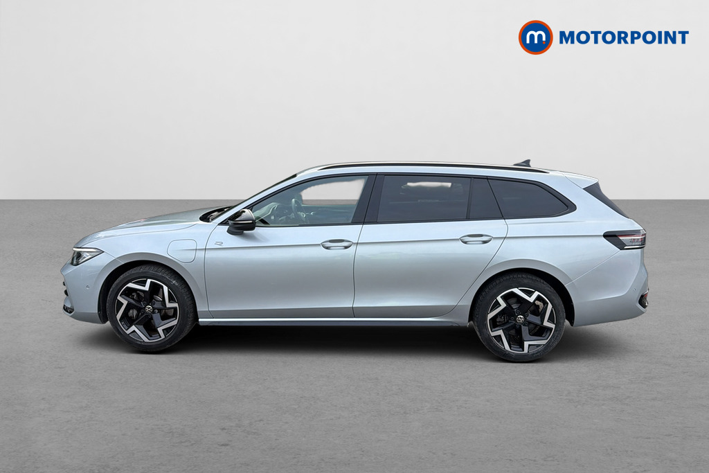 Volkswagen Passat R-Line Automatic Petrol Plug-In Hybrid Estate - Stock Number (1689871) - Drivers side