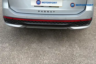 Volkswagen Passat R-Line Automatic Petrol Plug-In Hybrid Estate - Stock Number (1689871) - 39th supplementary image