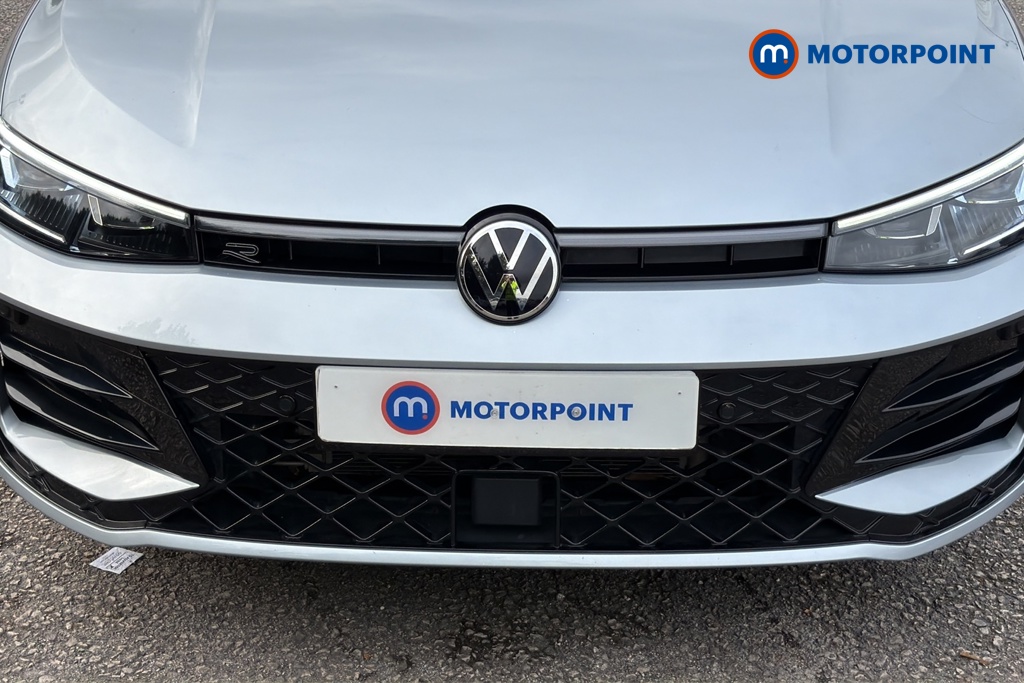 Volkswagen Passat R-Line Automatic Petrol Plug-In Hybrid Estate - Stock Number (1689871) - 43rd supplementary image