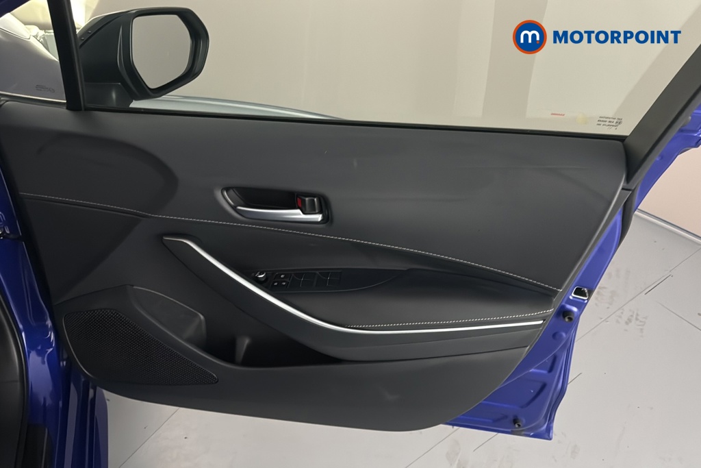 Toyota Corolla Design Automatic Petrol-Electric Hybrid Estate - Stock Number (1689908) - 18th supplementary image