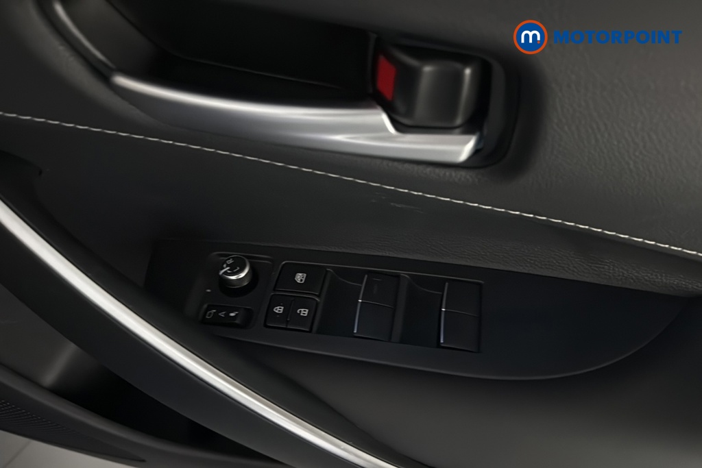 Toyota Corolla Design Automatic Petrol-Electric Hybrid Estate - Stock Number (1689908) - 19th supplementary image