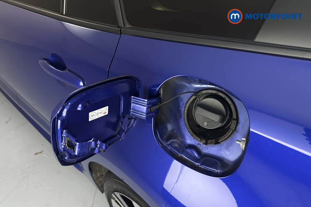 Toyota Corolla Design Automatic Petrol-Electric Hybrid Estate - Stock Number (1689908) - 41st supplementary image