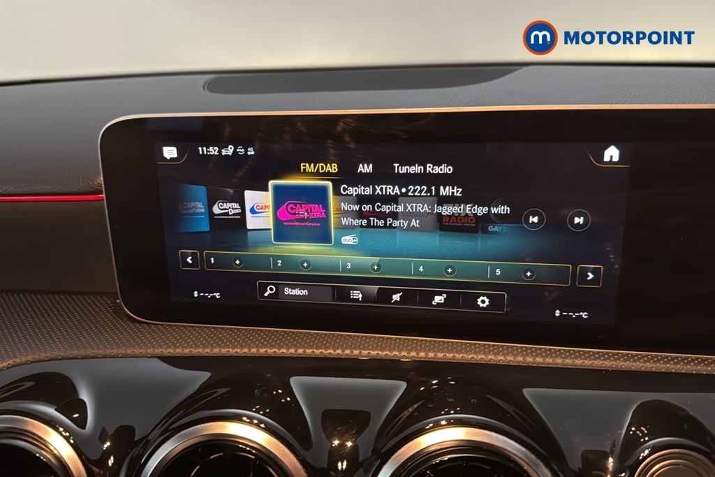 Mercedes-Benz A Class Amg Line Manual Petrol Hatchback - Stock Number (1689967) - 8th supplementary image