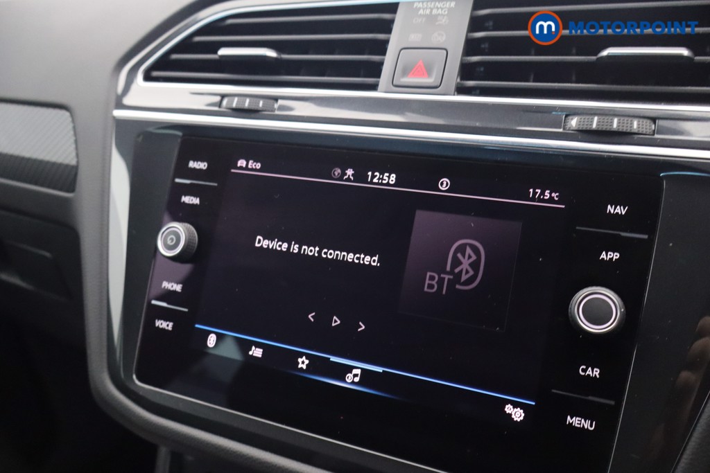 Volkswagen Tiguan R-Line Automatic Petrol SUV - Stock Number (1690116) - 7th supplementary image