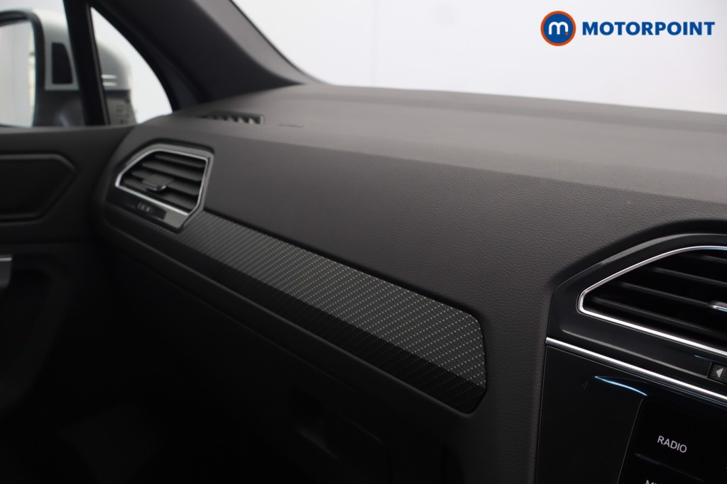 Volkswagen Tiguan R-Line Automatic Petrol SUV - Stock Number (1690116) - 12th supplementary image